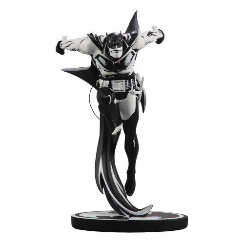 Dc Direct Statuette Resin Batman Black And White White Knight By Sean