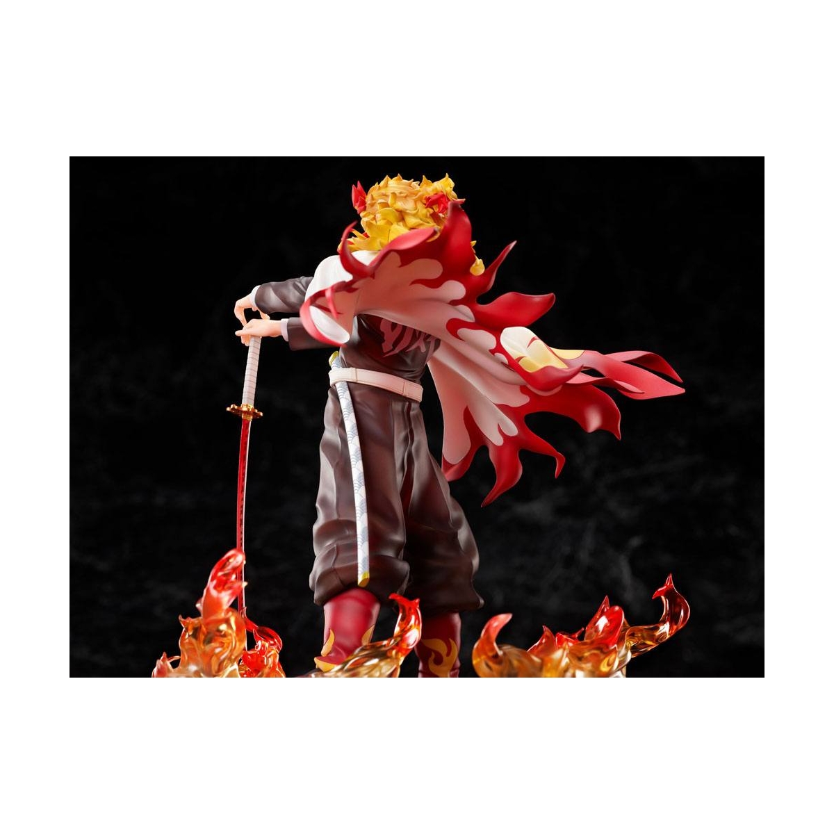 Demon Slayer Kimetsu No Yaiba Statuette 18 Mugen Train Kyojuro Rengoku 20 Cm Figurine Discount 9566