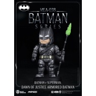 Batman vs Superman : L'Aube de la justice - Figurine Mini Egg Attack Armored Batman 8 cm