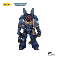 Warhammer 40k - Figurine 1/18 Ultramarines Jump Pack Intercessors Sergeant With Plasma Pistol And Power Sword 12 cm