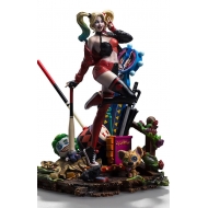 DC Comics - Statuette 1/10 Deluxe Art Scale Harley Quinn (Gotham City Sirens) 22 cm