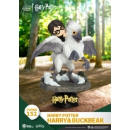 Harry Potter - Diorama D-Stage Harry & Buckbeak 16 cm